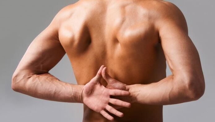 болки в гърба с гръдна остеохондроза